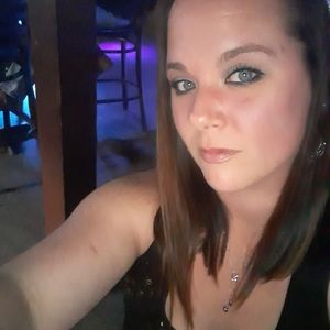 Meet your Posher, Chrystal